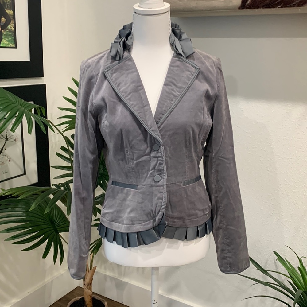 CASS Velvet Grey Ruffled Blazer